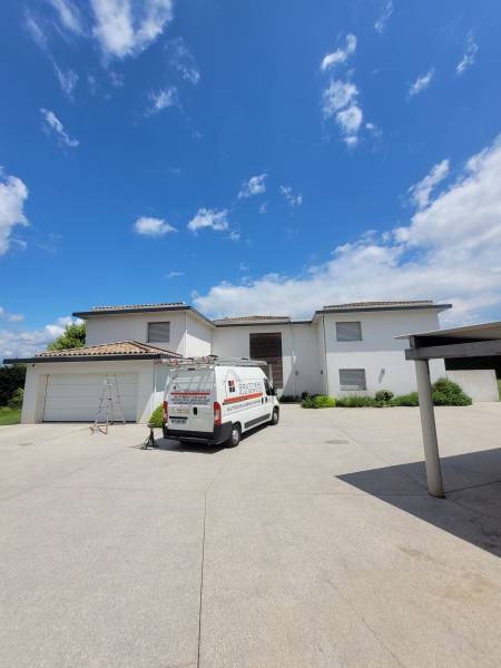 Bandeaux d'habillage en alu gris anthracite à Cabries près de Aix en Provence